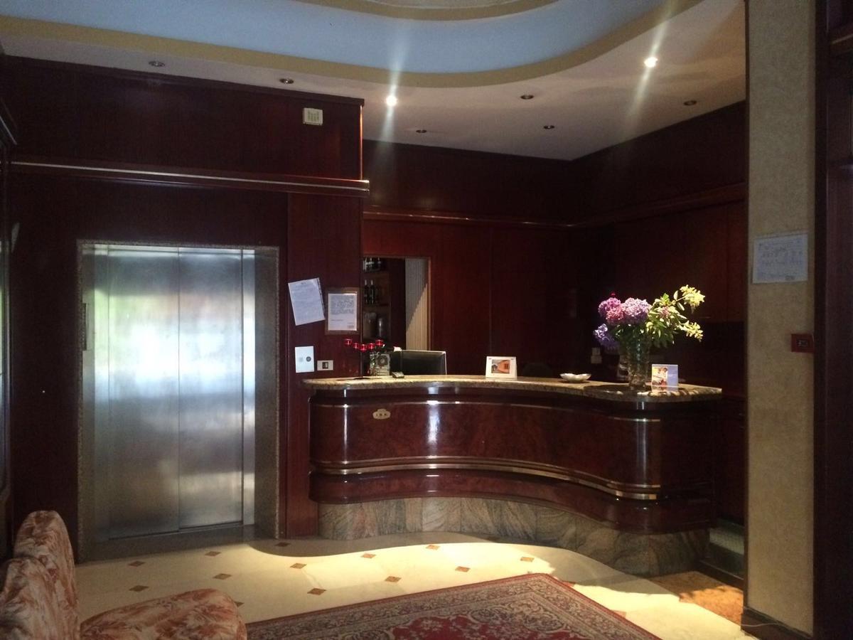 Bollengo Hotel Lido מראה חיצוני תמונה